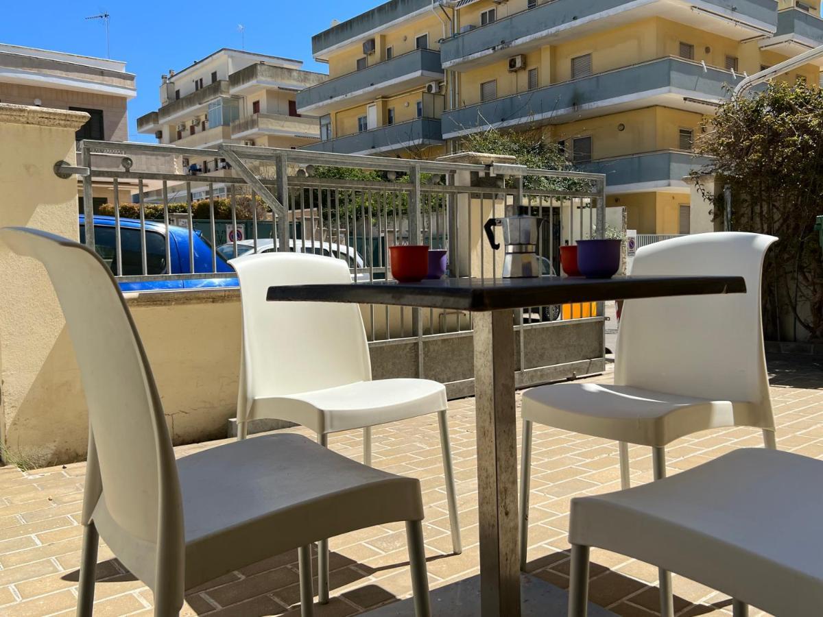 Rosmini Apartment - Parcheggio-Veranda - Baia Verde - Lido - By Click Salento Галиполи Екстериор снимка