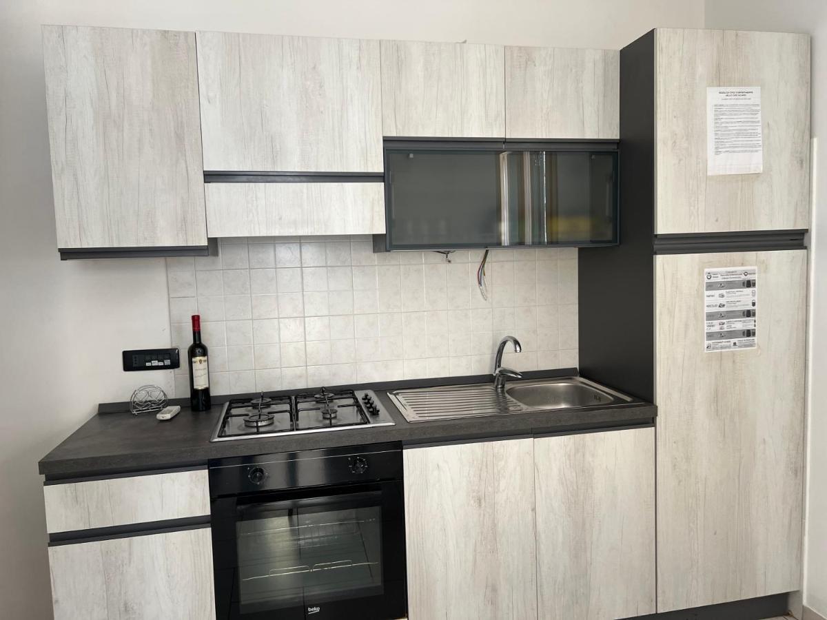 Rosmini Apartment - Parcheggio-Veranda - Baia Verde - Lido - By Click Salento Галиполи Екстериор снимка