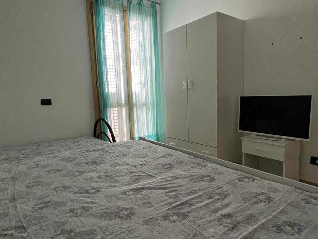 Rosmini Apartment - Parcheggio-Veranda - Baia Verde - Lido - By Click Salento Галиполи Екстериор снимка