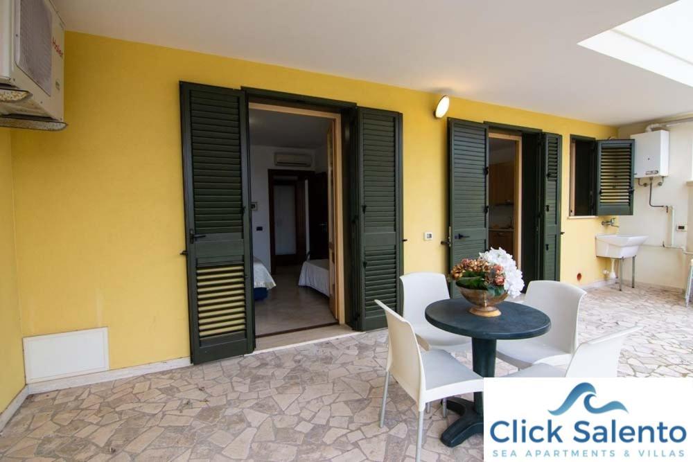 Rosmini Apartment - Parcheggio-Veranda - Baia Verde - Lido - By Click Salento Галиполи Екстериор снимка