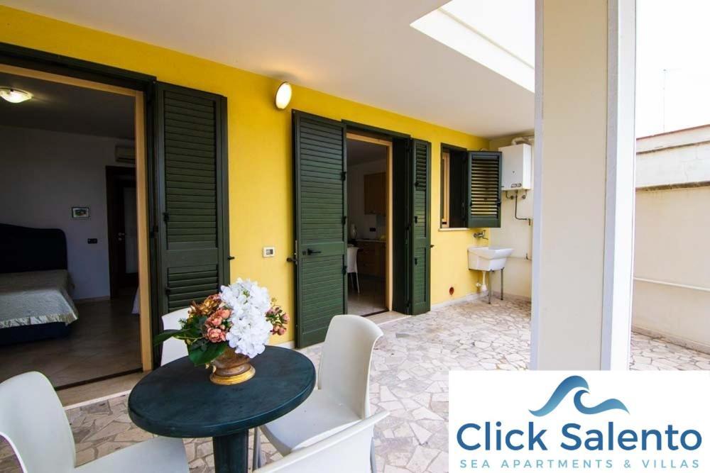 Rosmini Apartment - Parcheggio-Veranda - Baia Verde - Lido - By Click Salento Галиполи Екстериор снимка