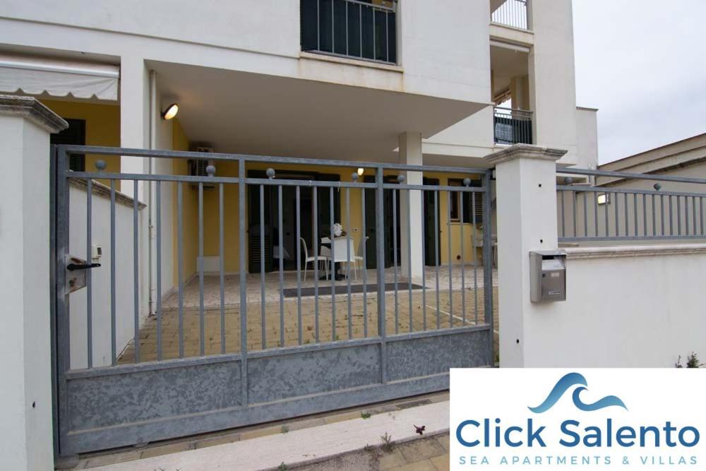 Rosmini Apartment - Parcheggio-Veranda - Baia Verde - Lido - By Click Salento Галиполи Екстериор снимка